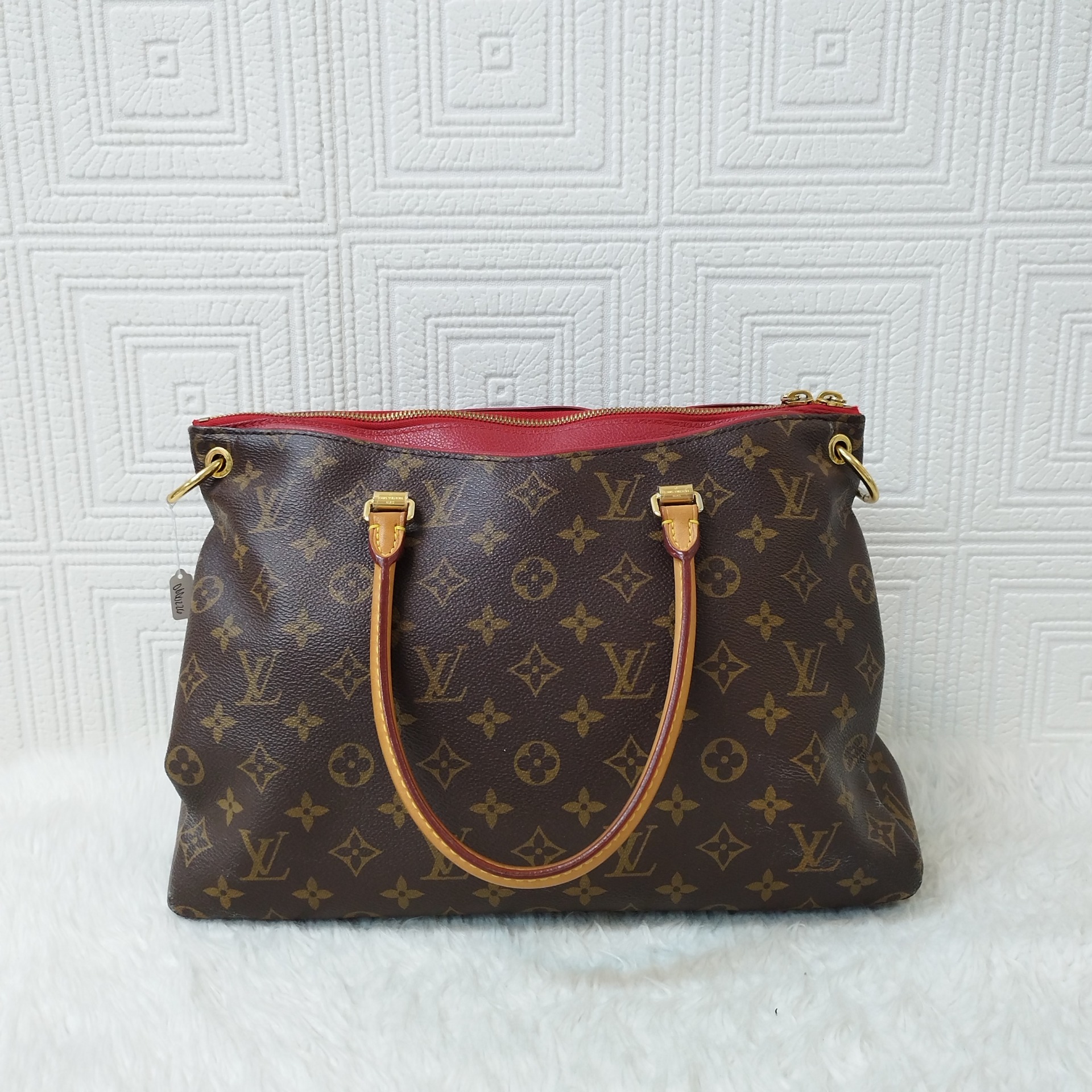 LV Mini Pallas Two-way Bag, Luxury, Bags & Wallets on Carousell