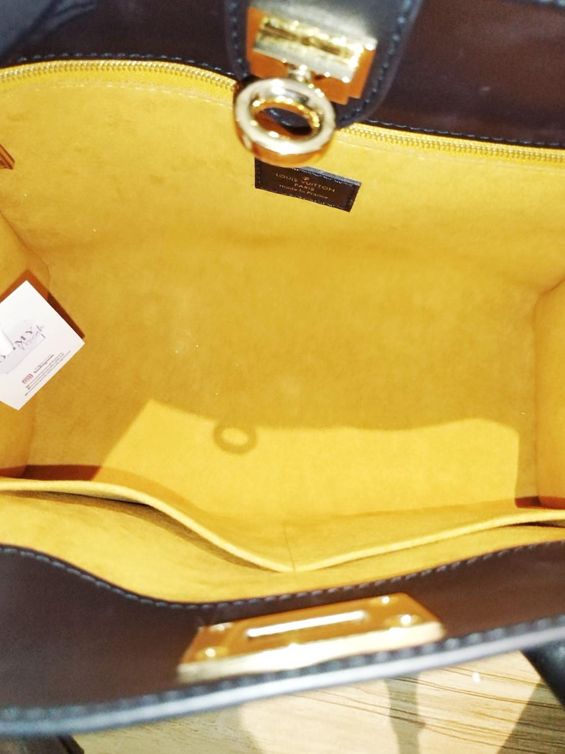LV On My Side Noir MM