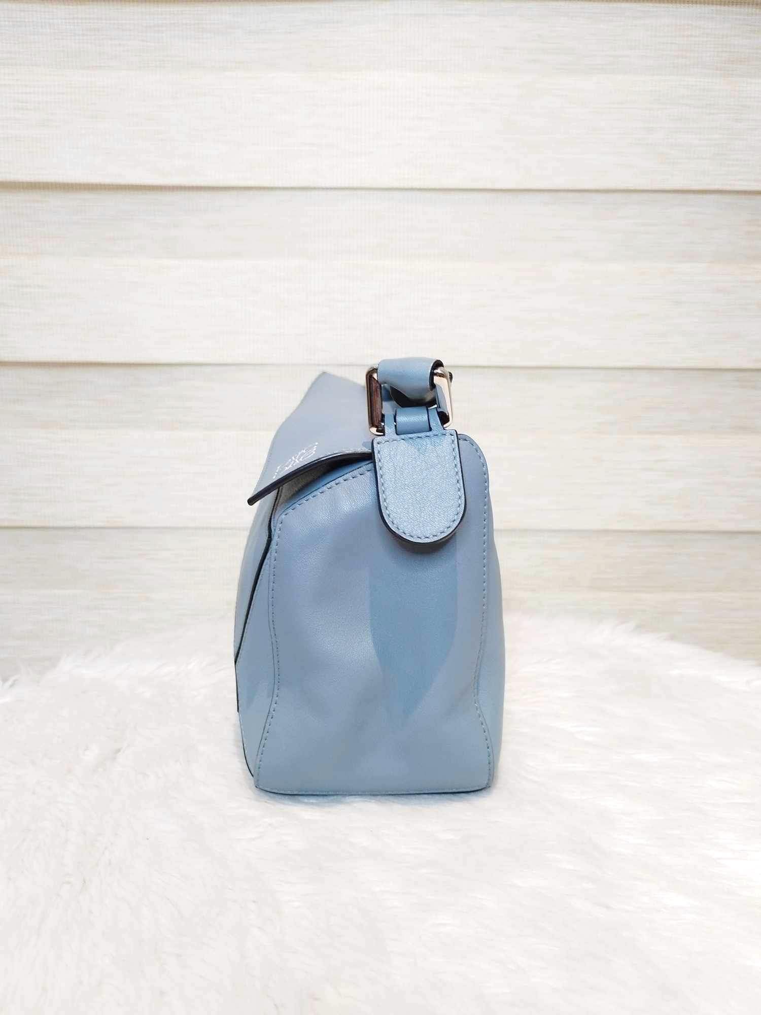 Loewe Small Puzzle Blue - Image 4