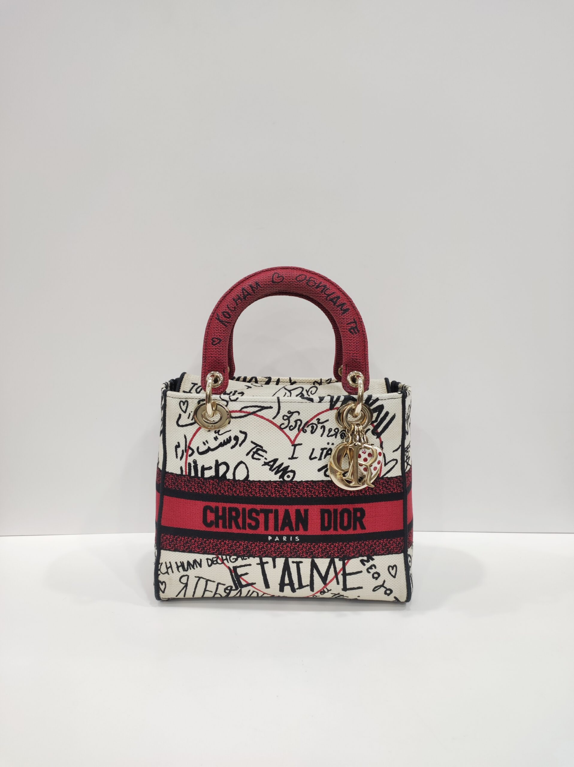 christian dior lady d lite graffiti amour medium canvas christian dior lady d lite graffiti amour medium canvas