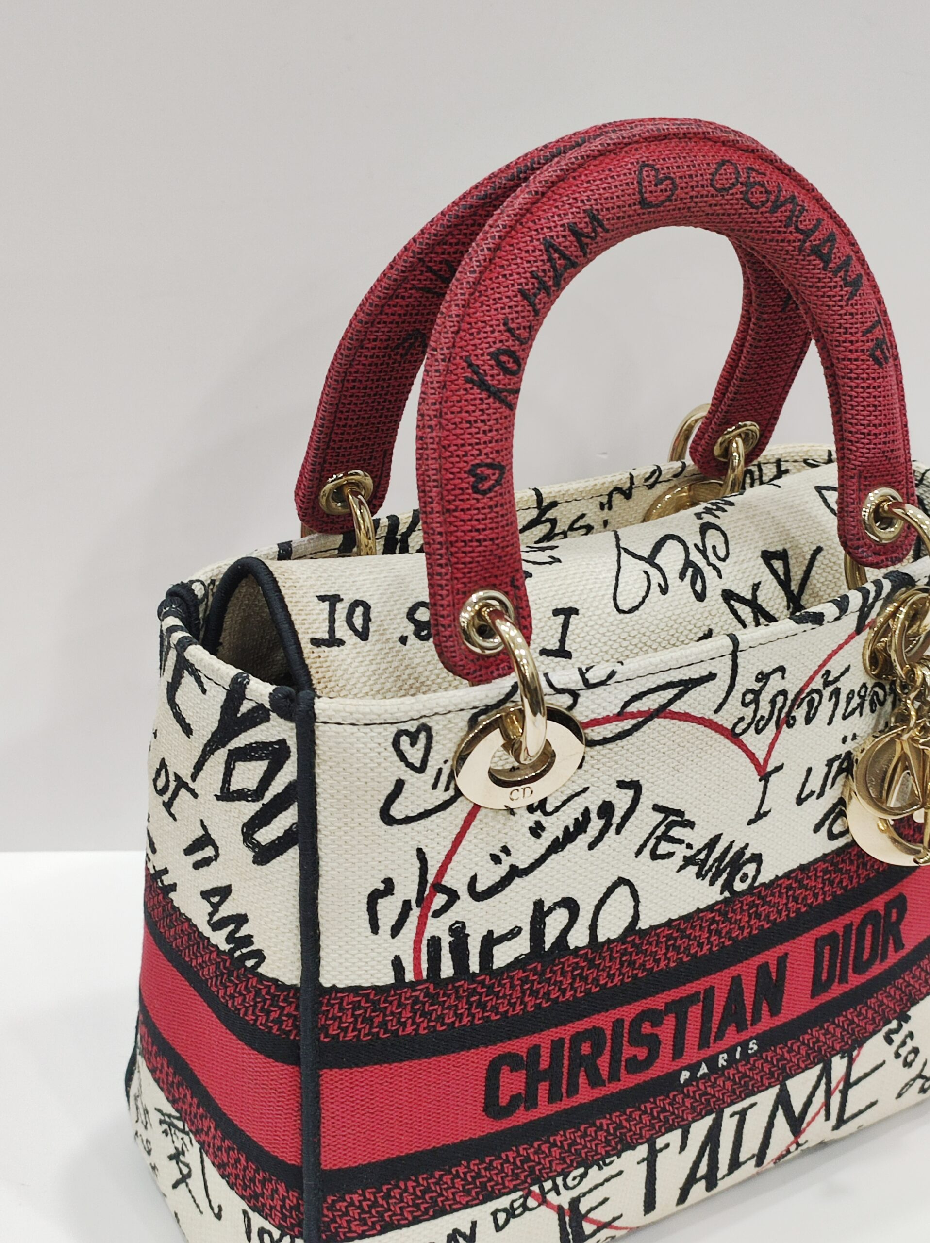 christian dior lady d lite graffiti amour medium canvas christian dior lady d lite graffiti amour medium canvas