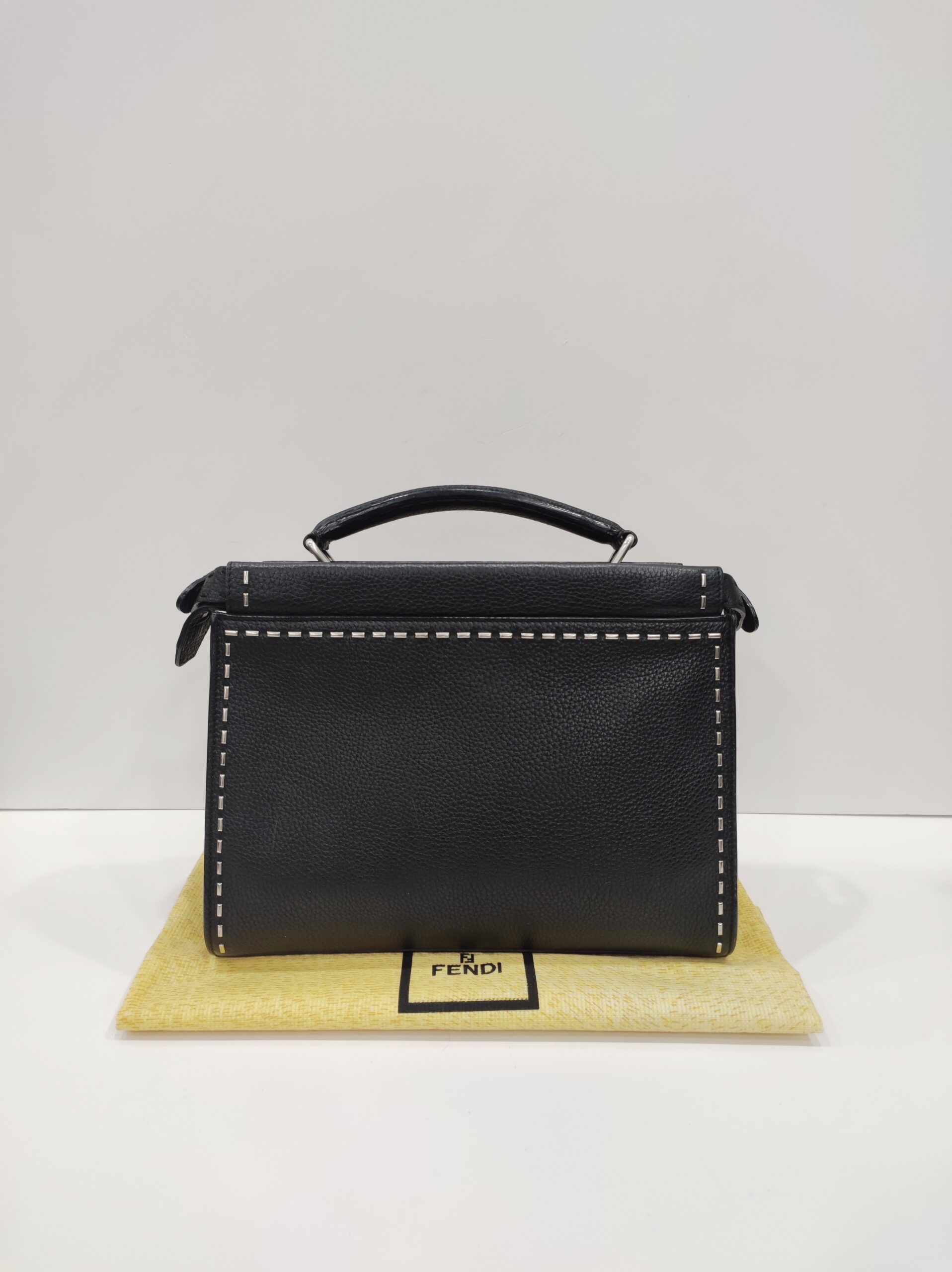 fendi peekaboo black selleria fendi peekaboo black selleria