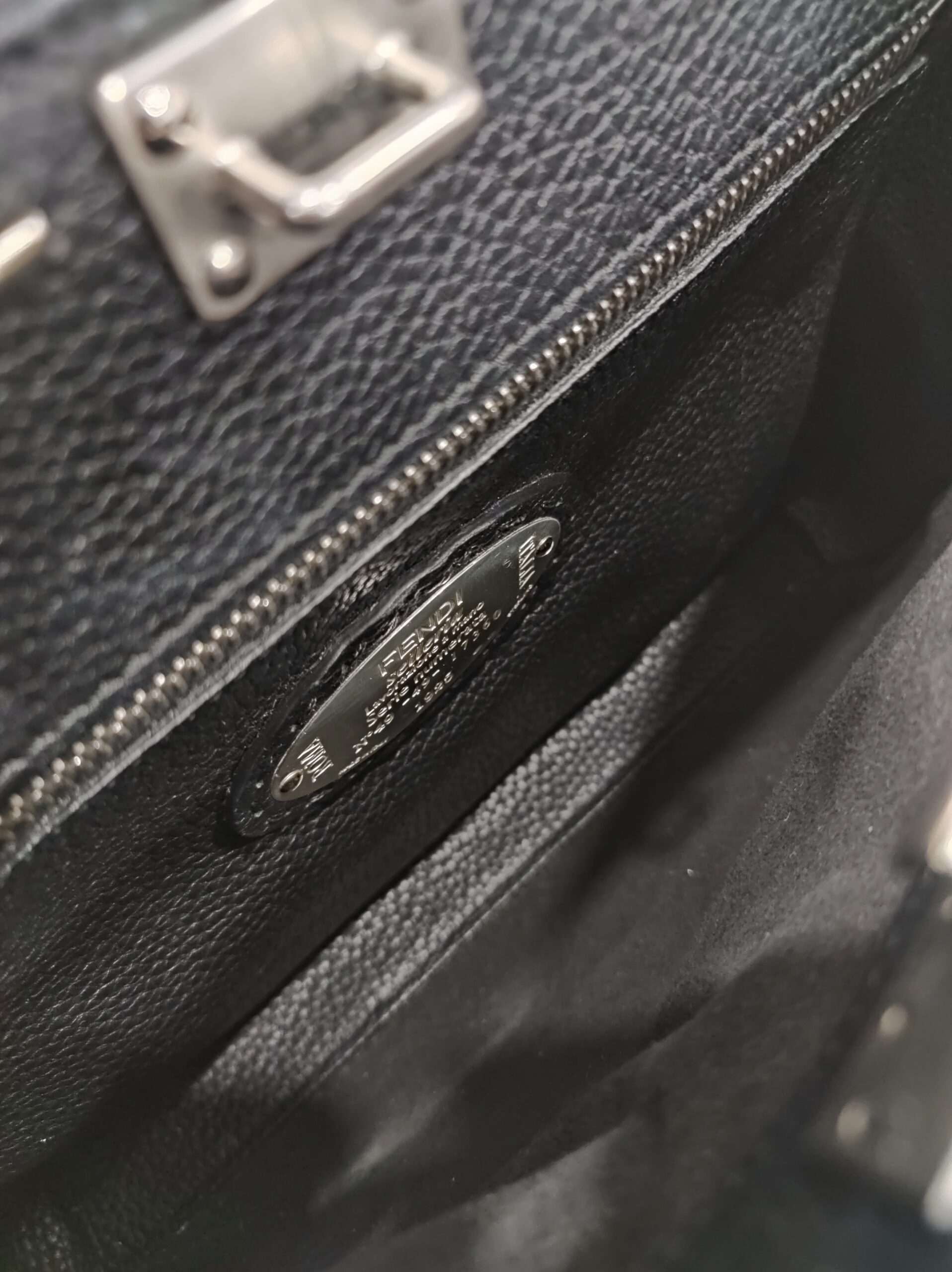 fendi peekaboo black selleria fendi peekaboo black selleria