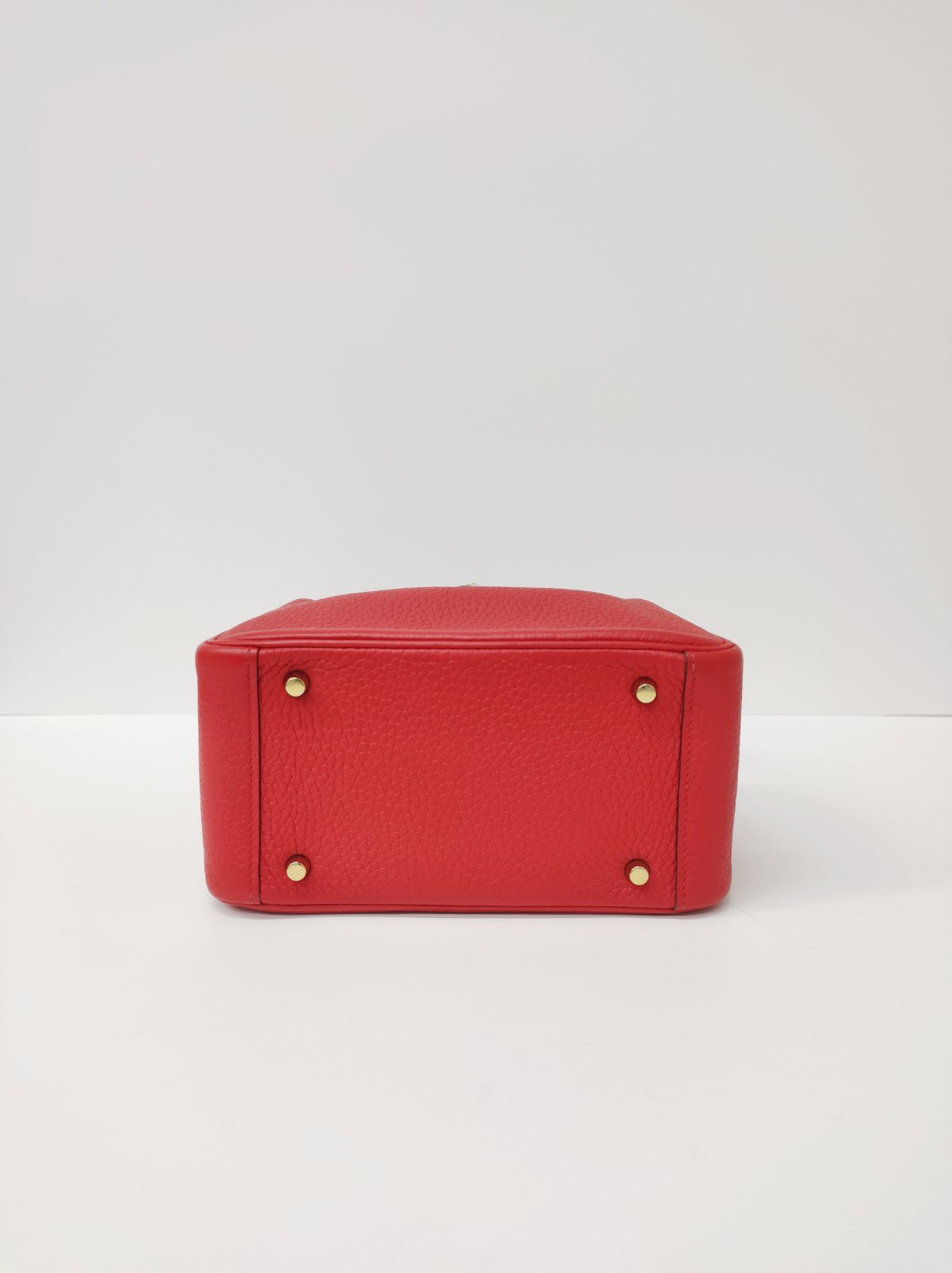 kept unused hermes mini lindy red stamp d kept unused hermes mini lindy red stamp d