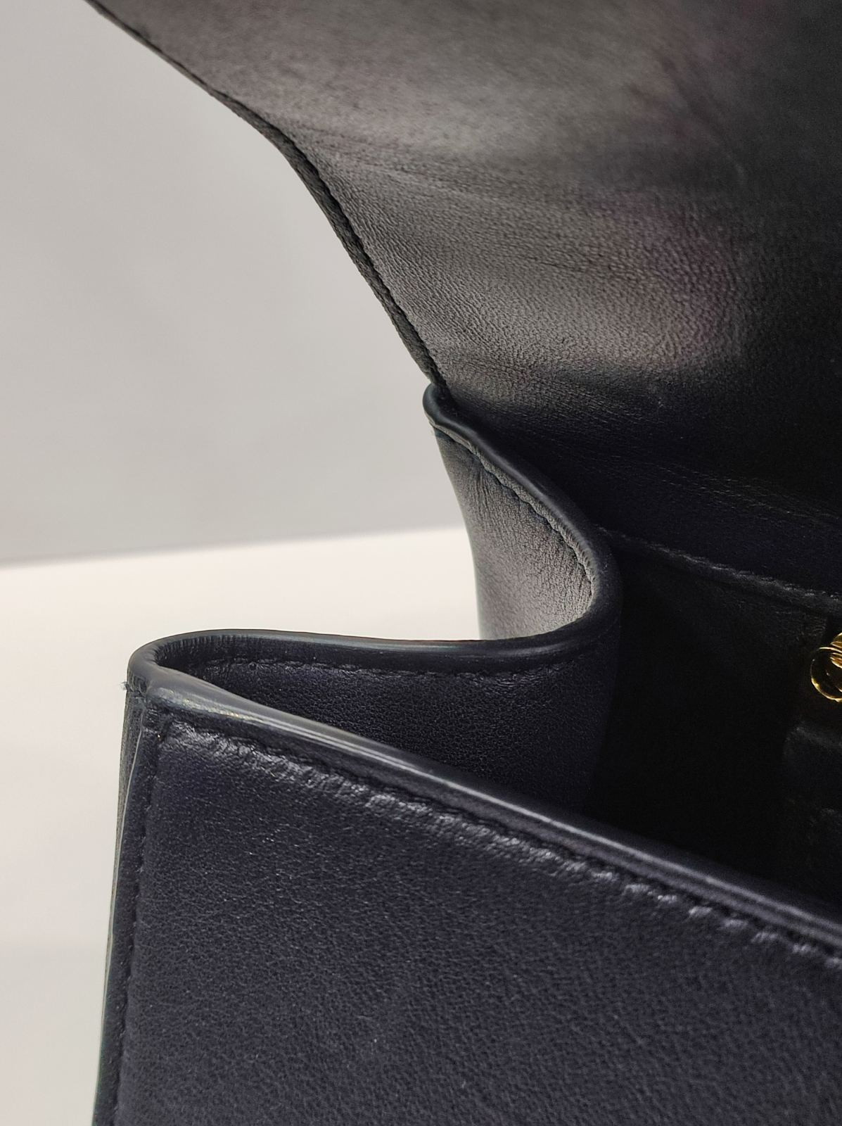 bottega veneta navy blue cassette intrecciato puddle shoulder bag bottega veneta navy blue cassette intrecciato puddle shoulder bag