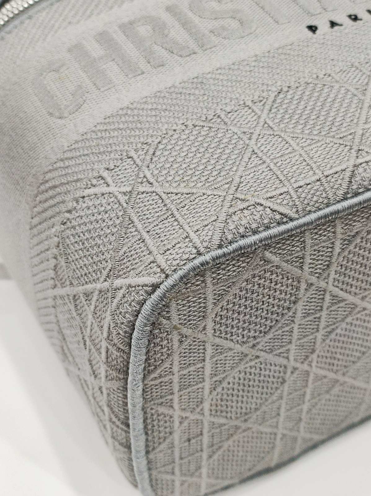 christian dior gray vanity canvas christian dior gray vanity canvas