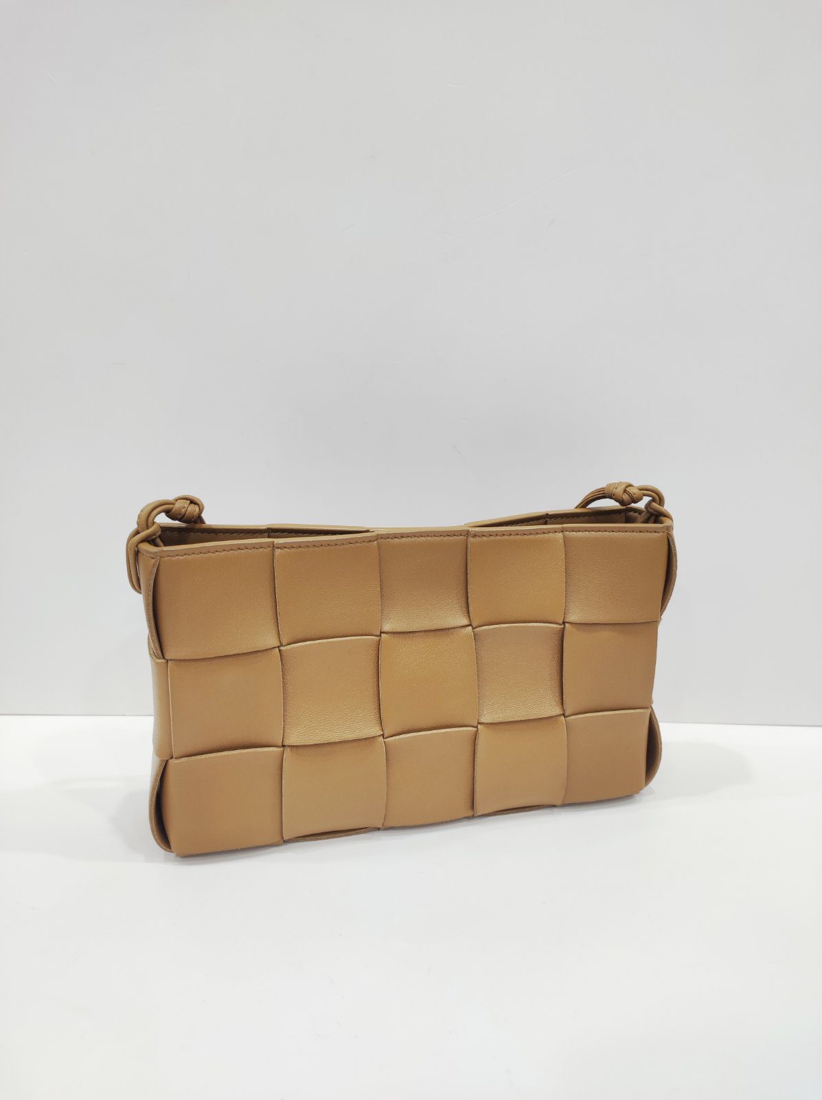 bottega veneta caramel brick cassette sling bag bottega veneta caramel brick cassette sling bag