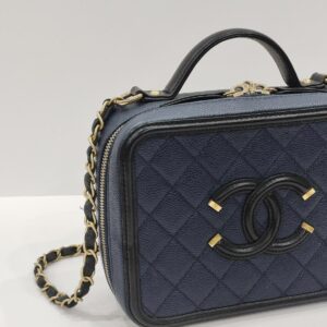 chanel navy blue vanity caviar leather ghw series 23