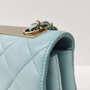 new kept unused chanel trendy cc tiffany blue lghw series 29