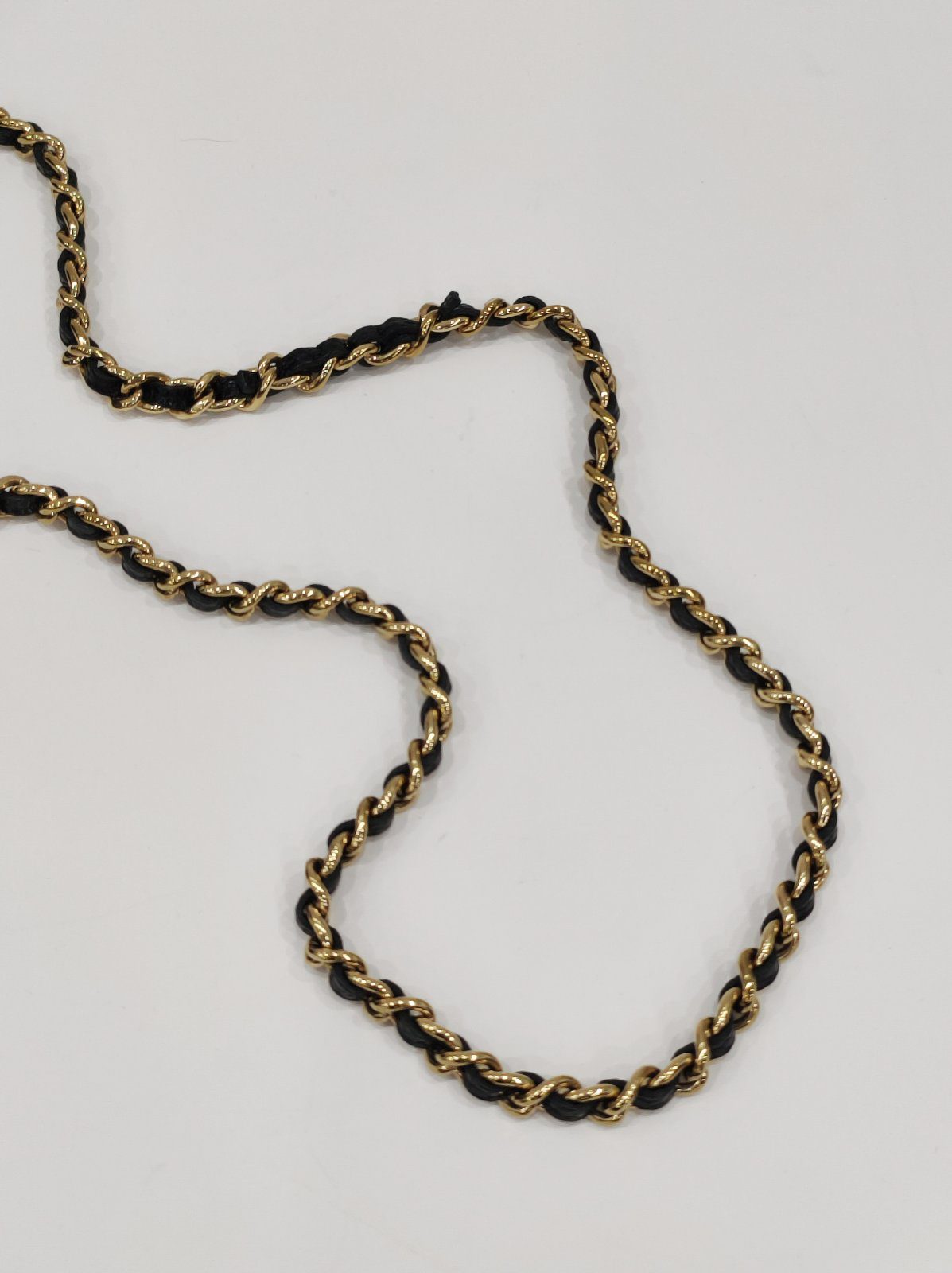 chanel woc black caviar leather ghw chanel woc black caviar leather ghw