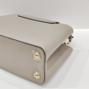 lv capucines bb galet taurillion leather