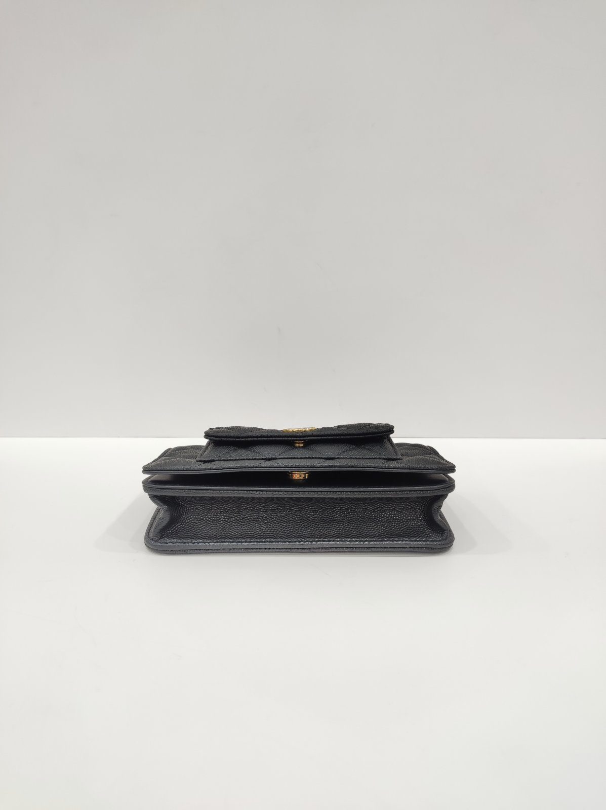 chanel pocket twins woc black caviar leather ghw chanel pocket twins woc black caviar leather ghw