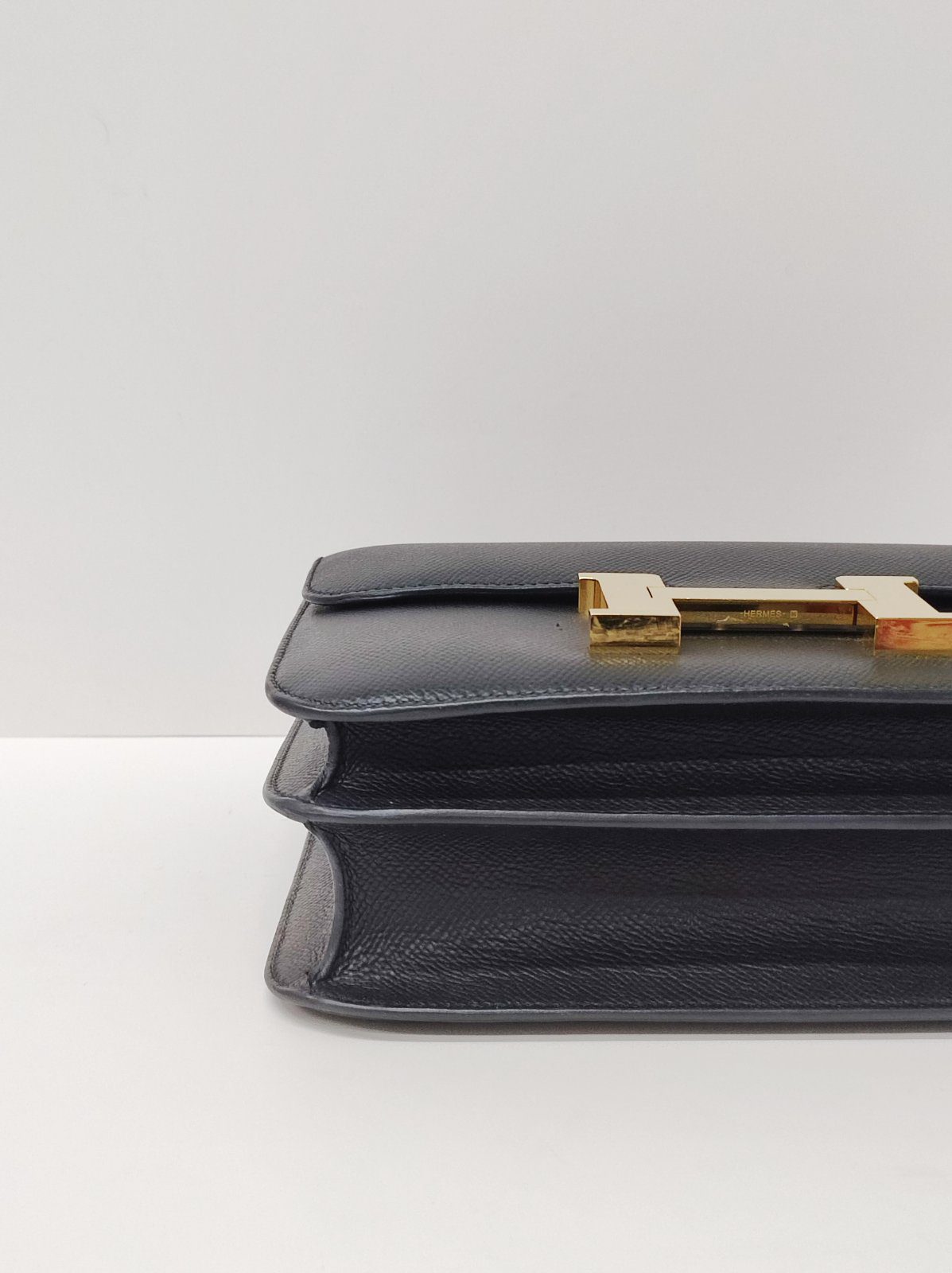 hermes constance 24 noir ghw stamp z hermes constance 24 noir ghw stamp z