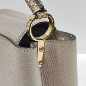 lv capucines bb galet taurillion leather