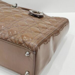 lady dior large patent brown shw