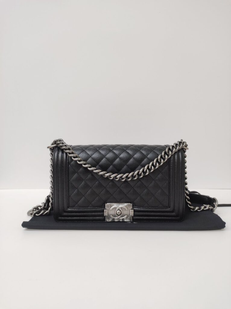 new kept unused chanel leboy old medium caviar black rhw microchipped