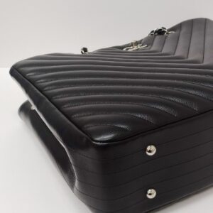 chanel shopping tote large chevron caviar series 22