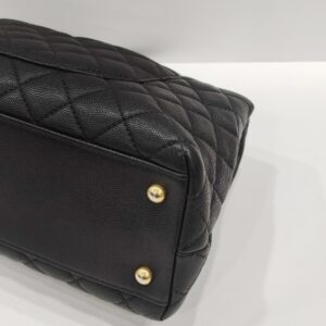 chanel coco handle medium black caviar leather ghw series 25