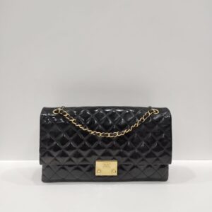 chanel black patent flap vintage bag ghw series 21