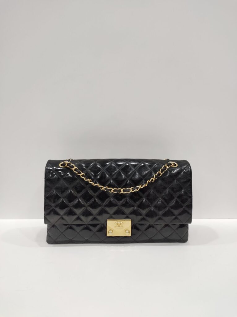 chanel black patent flap vintage bag ghw series 21