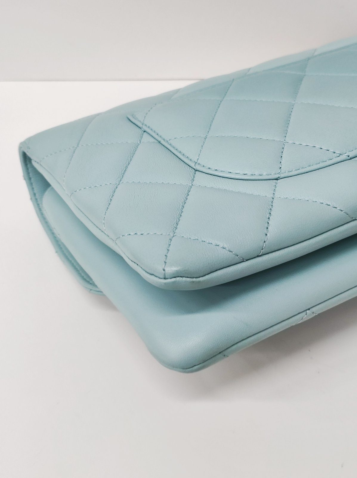 new kept unused chanel trendy cc tiffany blue lghw series 29 new kept unused chanel trendy cc tiffany blue lghw series 29