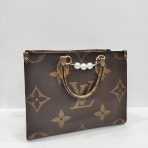 lv otg reverse monogram mm