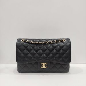 chanel double flap jumbo caviar leather black ghw series 18