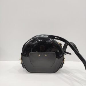 lv black vernis boite chapeau