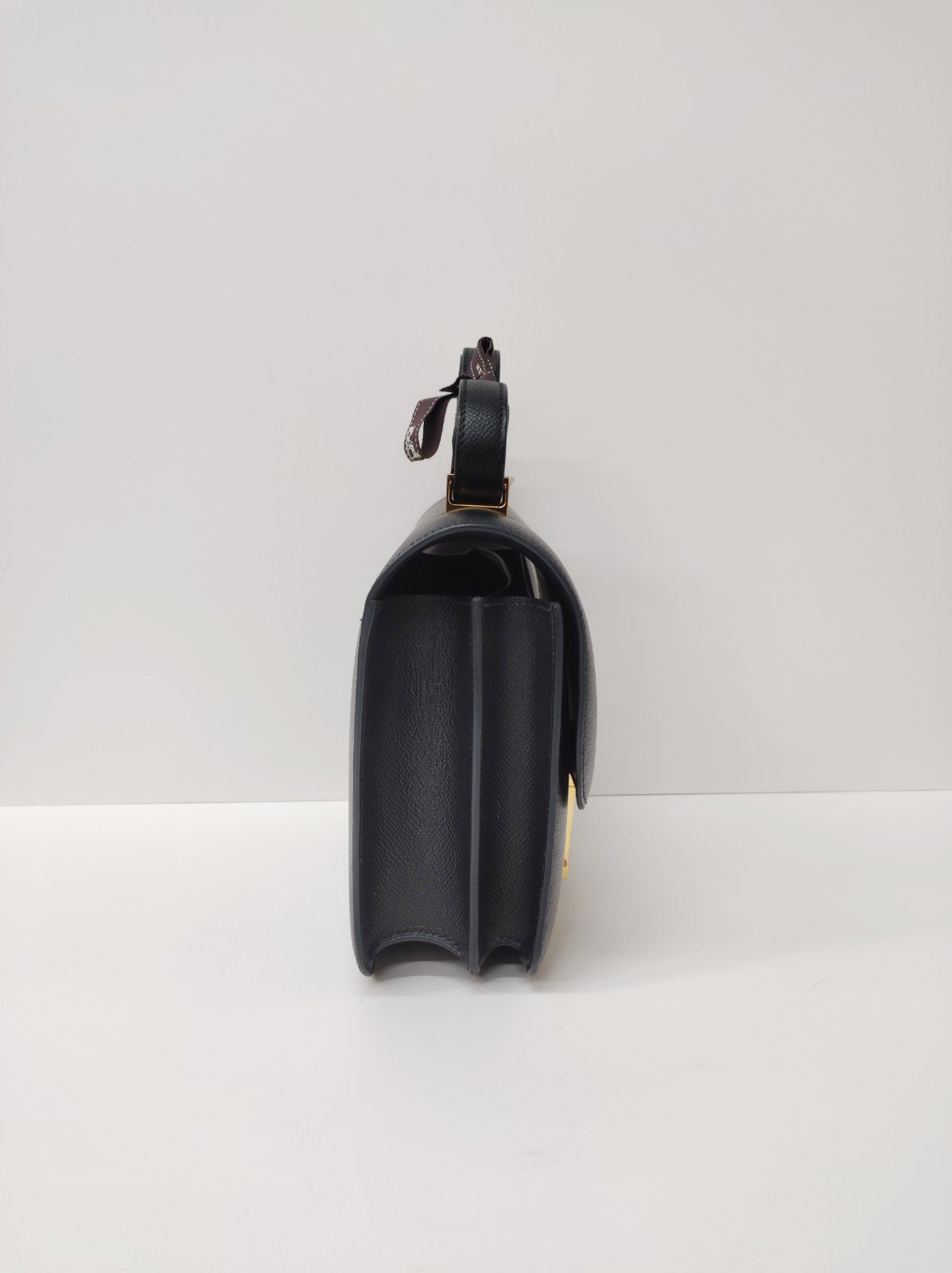 hermes constance 24 noir ghw stamp z hermes constance 24 noir ghw stamp z