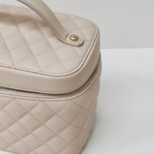 chanel vanity case light beige caviar ghw series 31