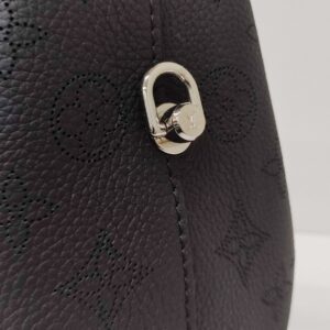 kept unused lv why knot pm mahina noir handbag