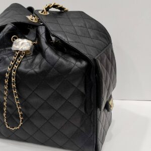 chanel c25 medium black caviar leather ghw
