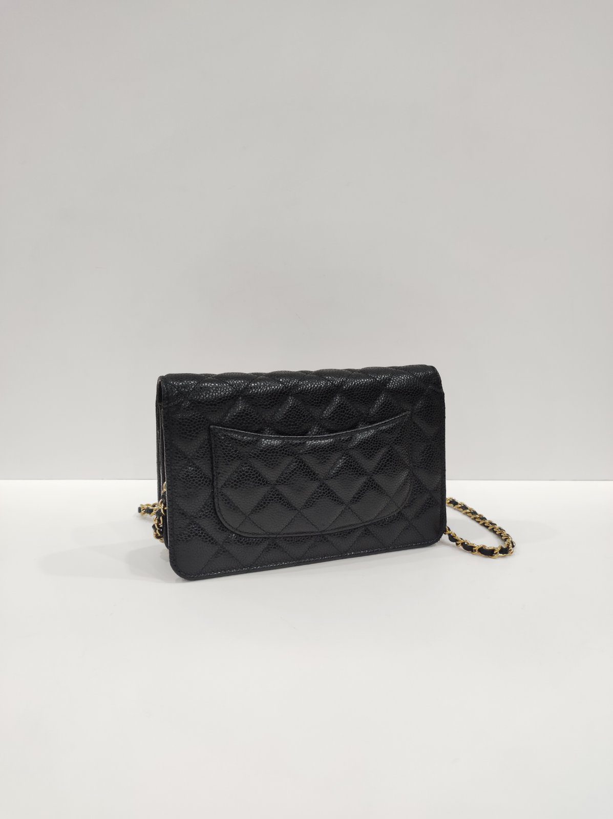 chanel woc black caviar leather ghw chanel woc black caviar leather ghw