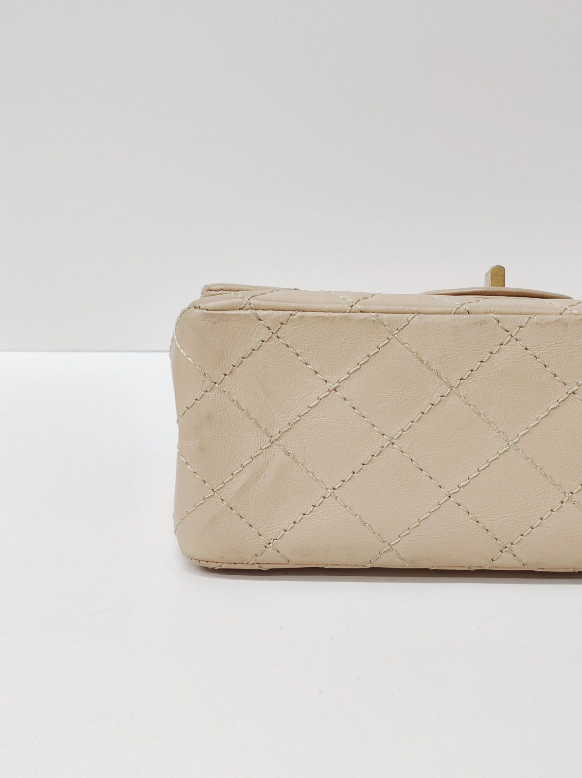 chanel re issue mini beige ghw chanel re issue mini beige ghw