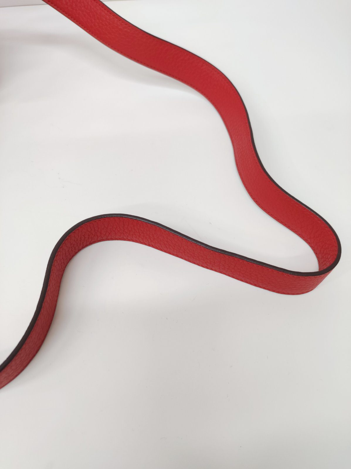 kept unused hermes mini lindy red stamp d kept unused hermes mini lindy red stamp d