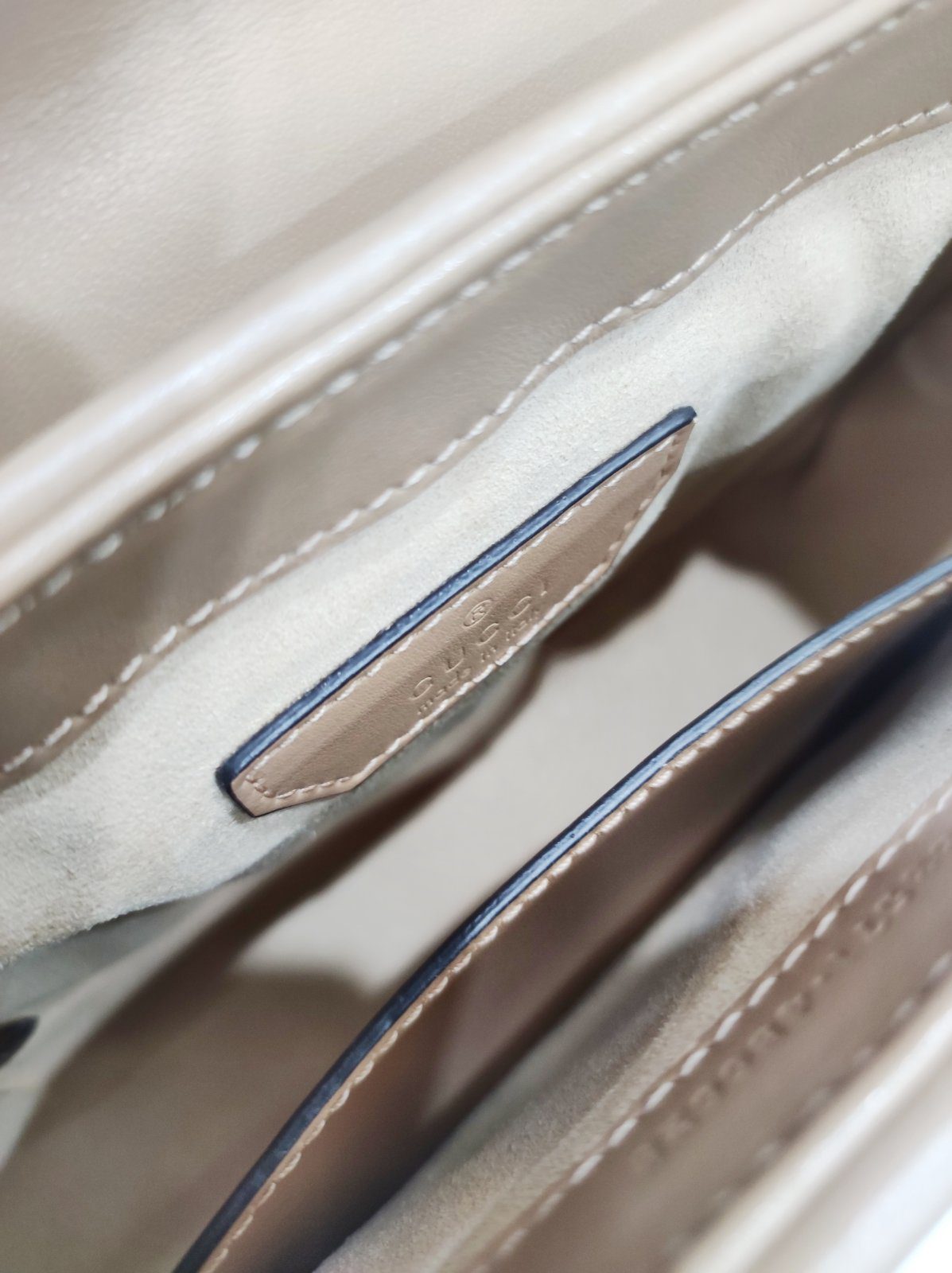 gucci gg marmont top handle bag beige small gucci gg marmont top handle bag beige small