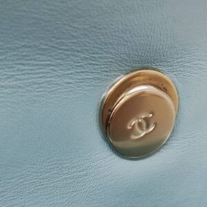 new kept unused chanel trendy cc tiffany blue lghw series 29