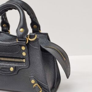 balenciaga neo xs city black