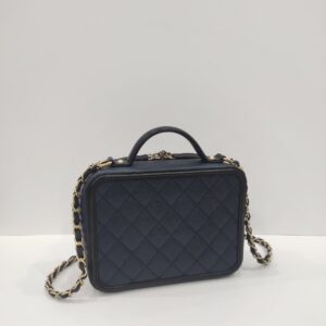 chanel navy blue vanity caviar leather ghw series 23