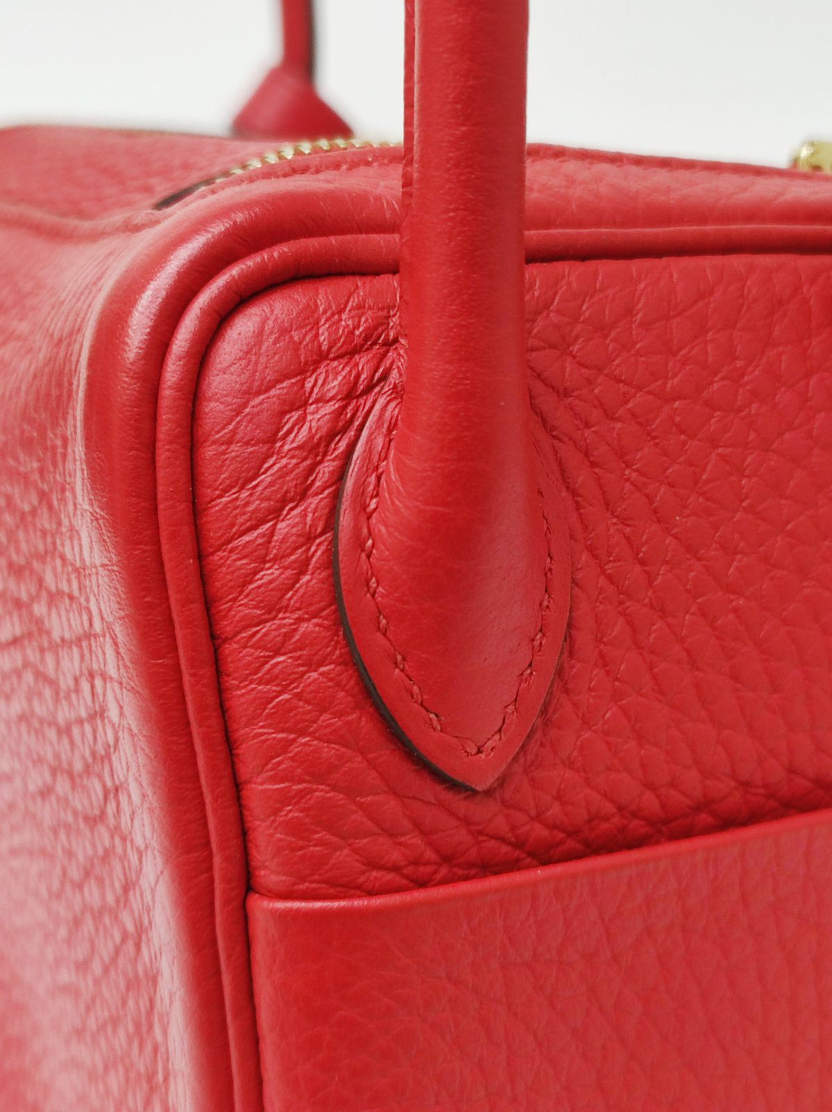 kept unused hermes mini lindy red stamp d kept unused hermes mini lindy red stamp d