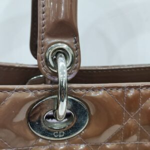 lady dior large patent brown shw