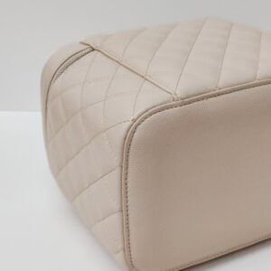 chanel vanity case light beige caviar ghw series 31