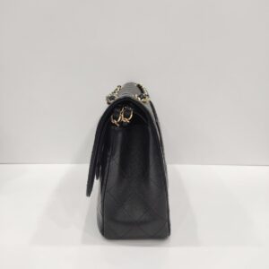 chanel double flap jumbo caviar leather black ghw series 18