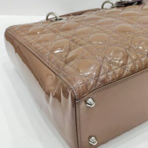 lady dior large patent brown shw