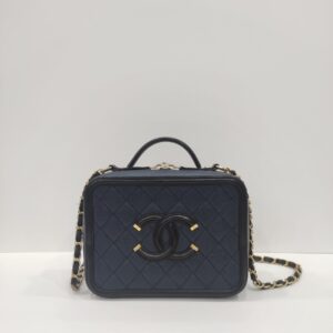chanel navy blue vanity caviar leather ghw series 23