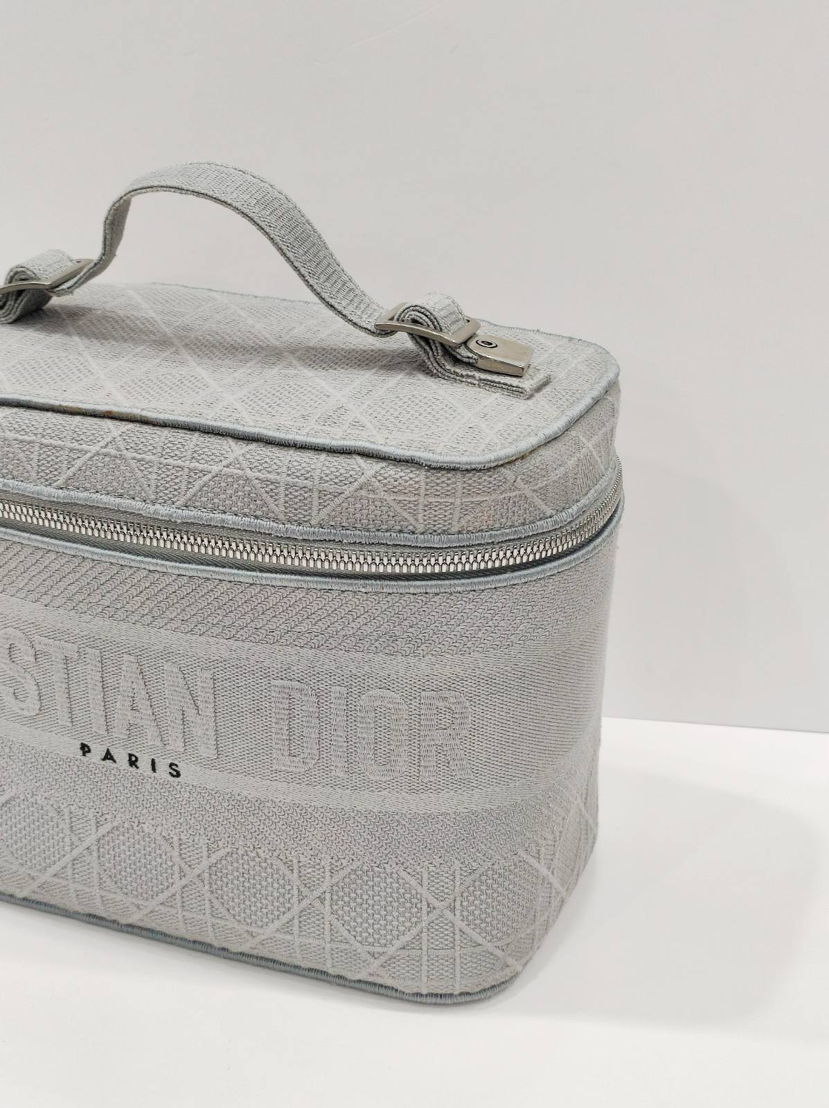 christian dior gray vanity canvas christian dior gray vanity canvas