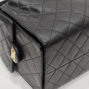 chanel c25 medium black caviar leather ghw