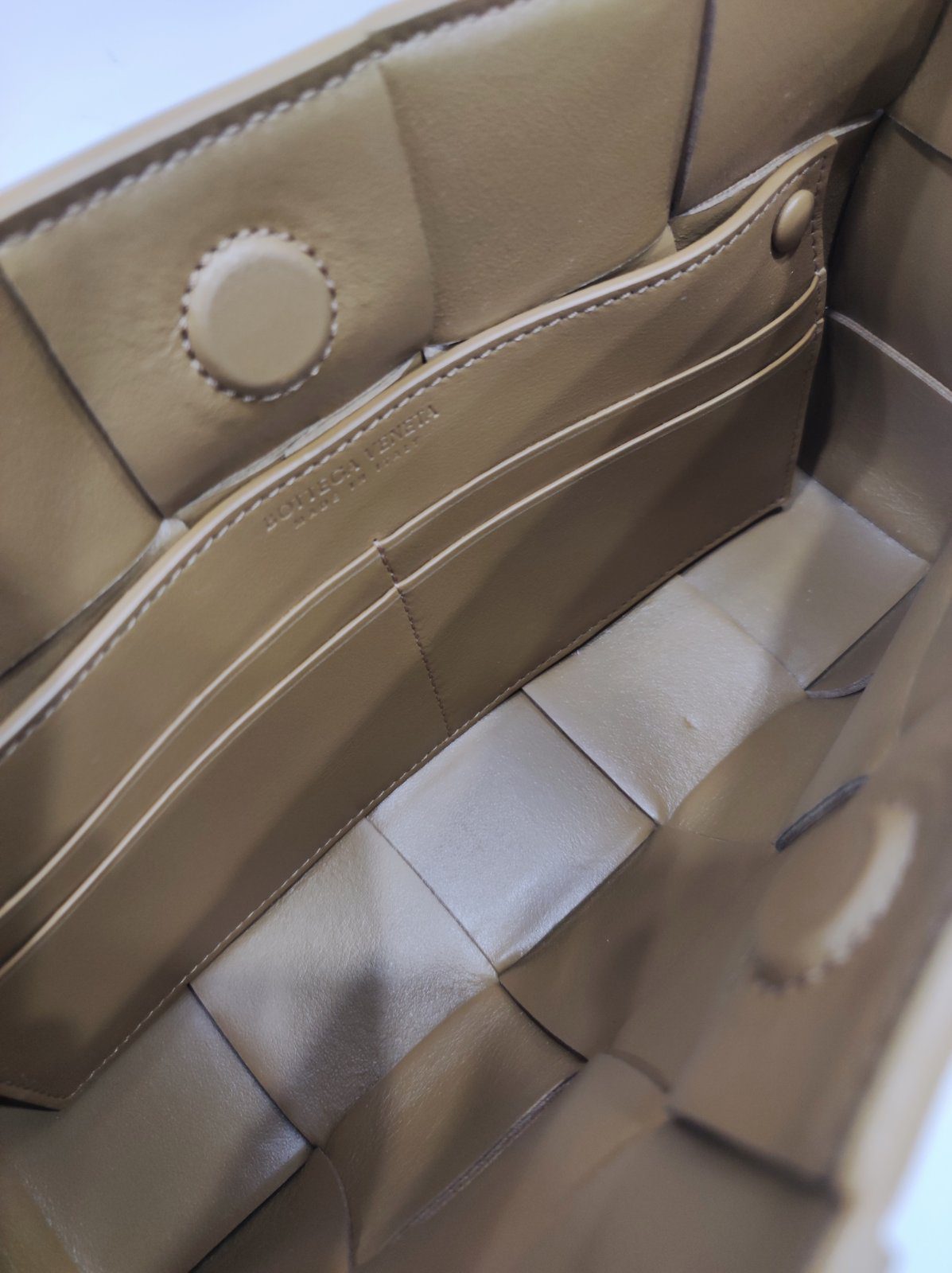 bottega veneta caramel brick cassette sling bag bottega veneta caramel brick cassette sling bag