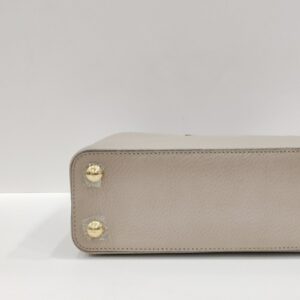 lv capucines bb galet taurillion leather