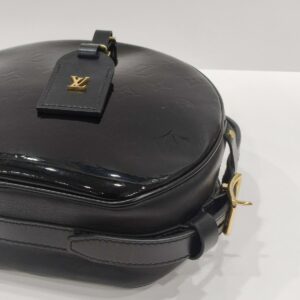 lv black vernis boite chapeau